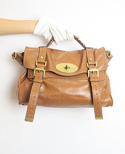 Alexa Bag, front view